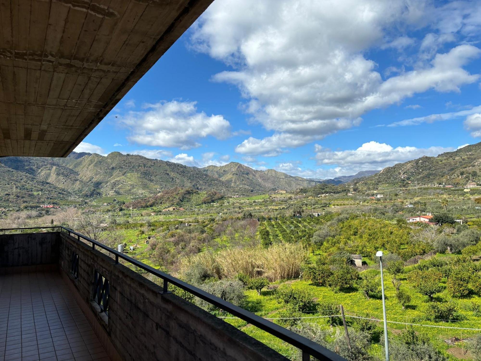 Apartmán Il Sole Dell'Alcantara Gaggi Exteriér fotografie